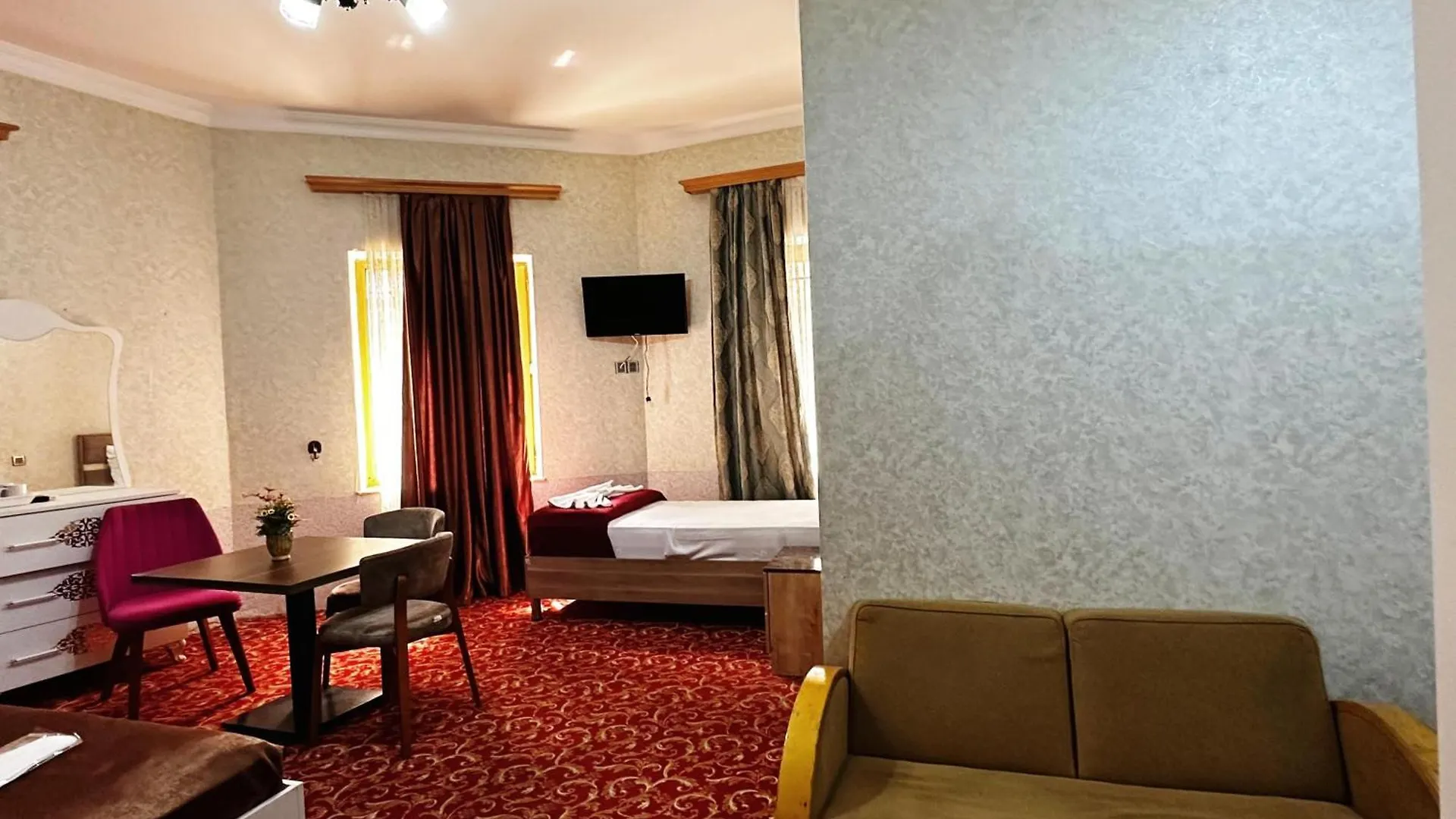 Old Days & Hotel Baku 3*,  Azerbaijan